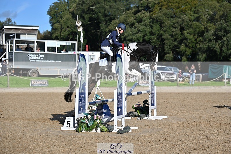 241027-123025-17298 - 387-Kelly.Knockaert-PIPER.II