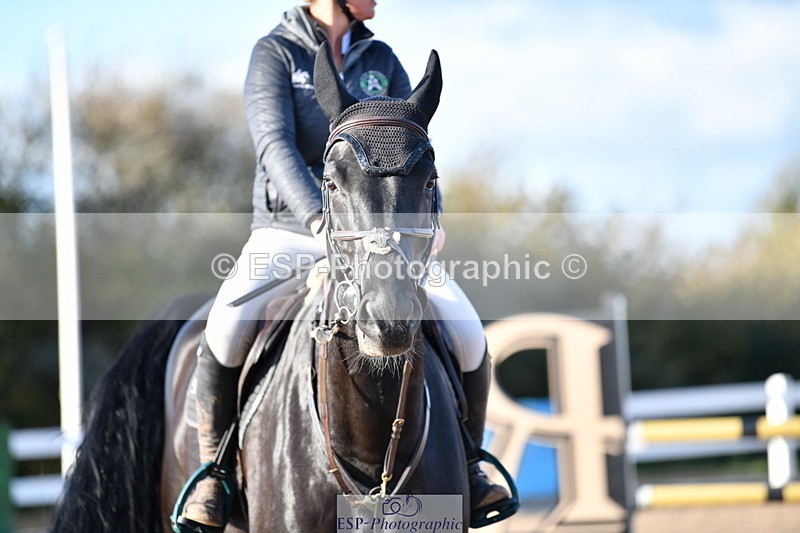 231110A-143718-00814 - Cls 6 Foxhunter & 1.20m Open