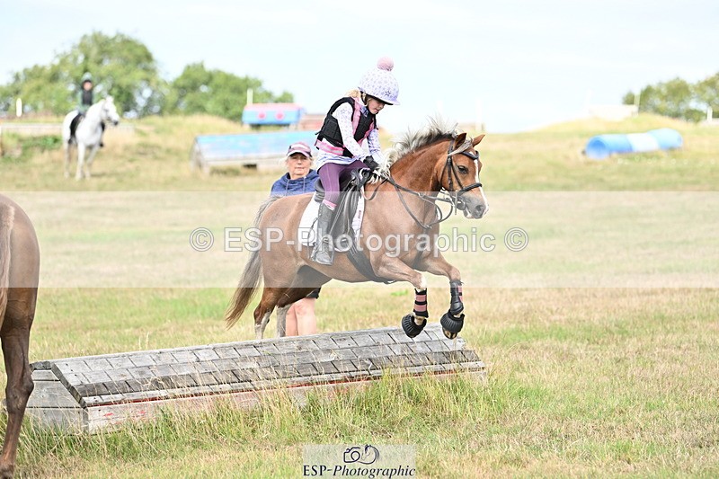 250821B-112451-00301 - Group C - Laraine