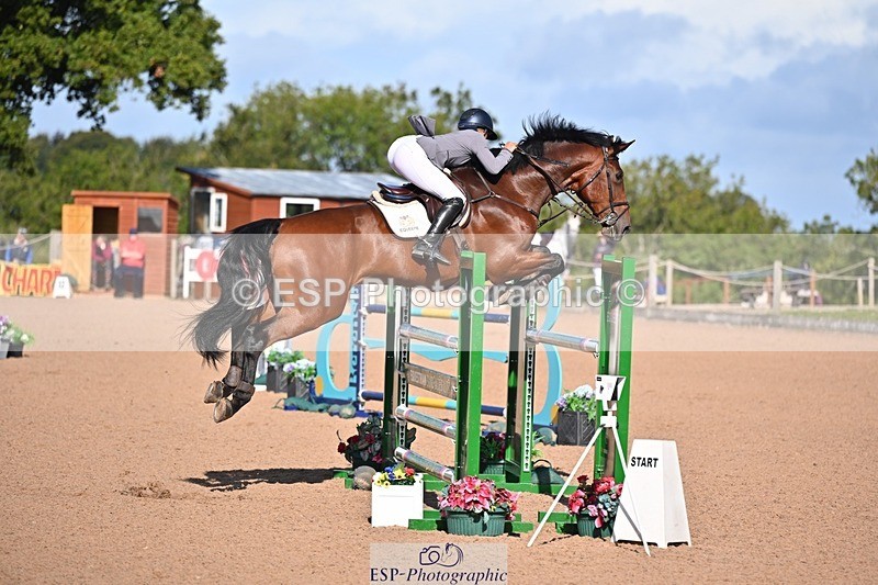 250912-101040-03851 - Cls 15 Snr Foxhunter