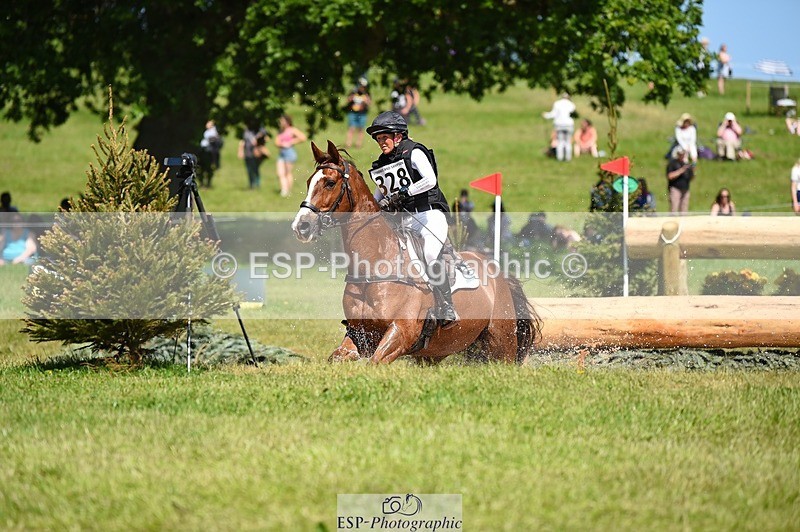 230527-143034-10103 - 328-GREENLOUGH_CROSS-Kelly_Mccarthy-maine-XC
