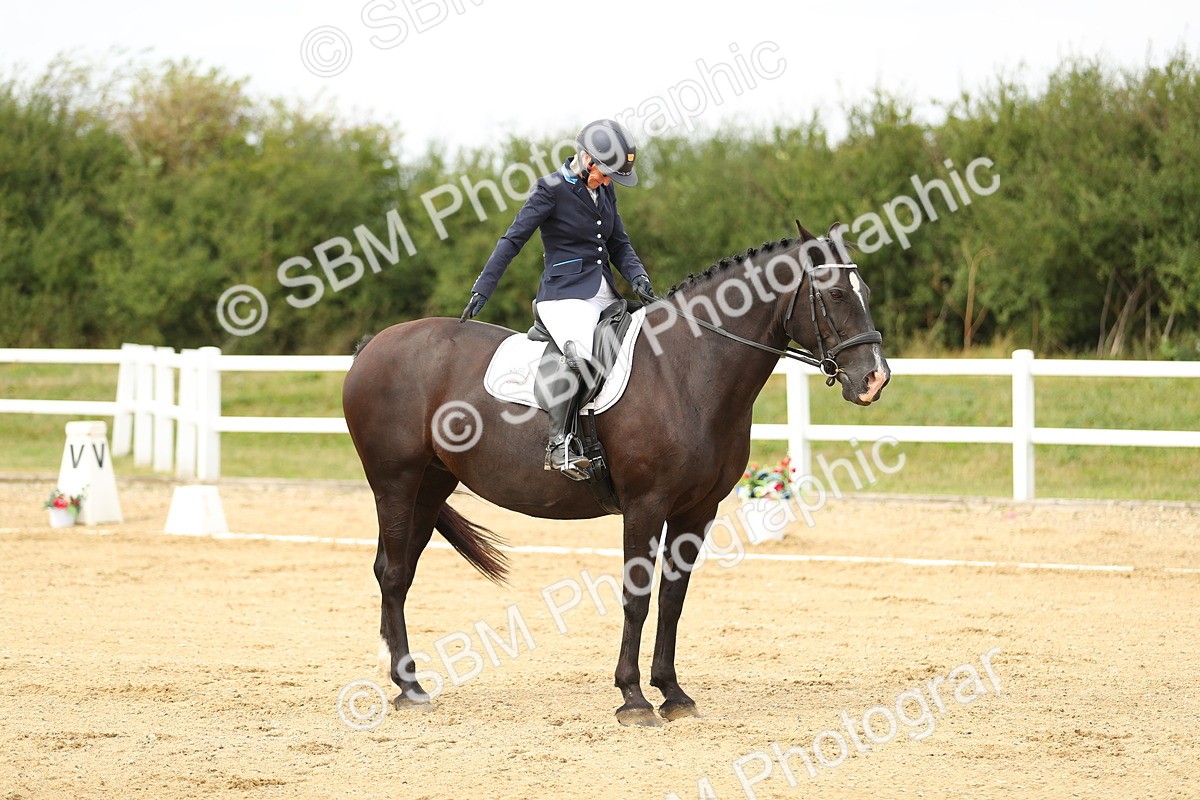 SBM_017747 - Class 14 - Novice 23 - 13.52-14.55