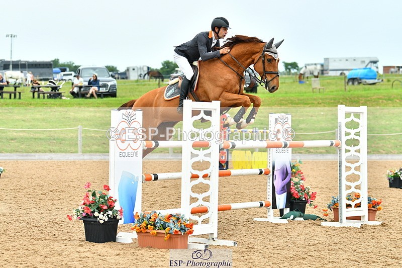 230611A-145321-06329 - Cls 28 Chard Grand Prix