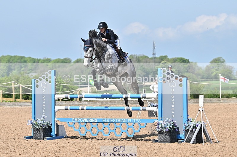 240509A-113128-01195 - Cls 9 Snr 1.20m Open