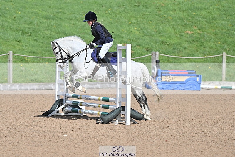 240409A-DSC_0209-01546 - 50cm Clear Round