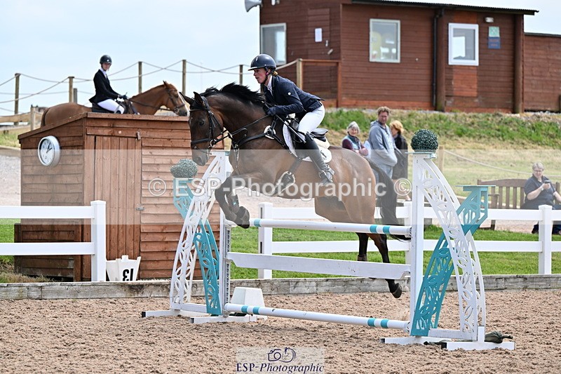 240605A-140611-00655 - Cls 4 Newcomers and 1.10m Open