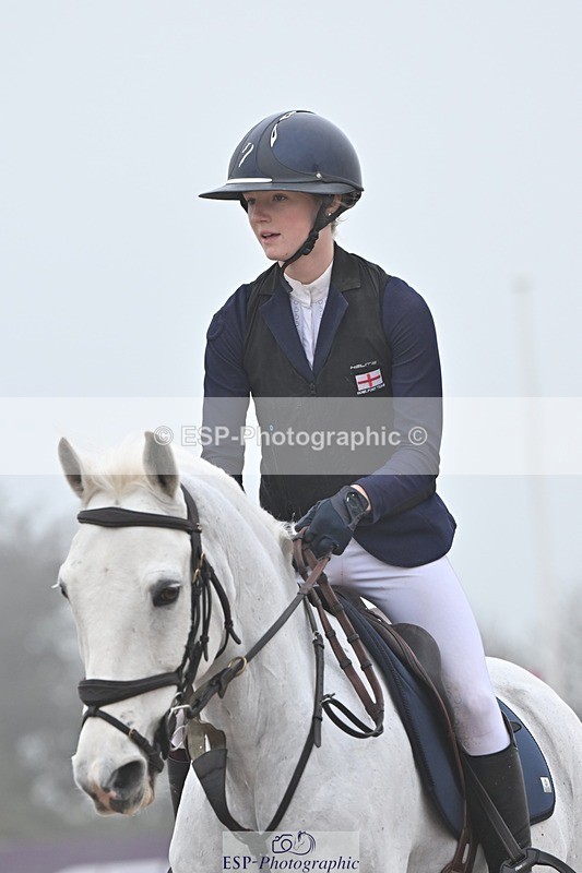 251115-130951-00894 - Cls 14+15 Junior 1.20m and 148cm