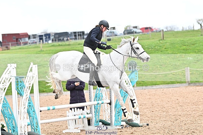 250414-110445-00368 - 80cm Round 1