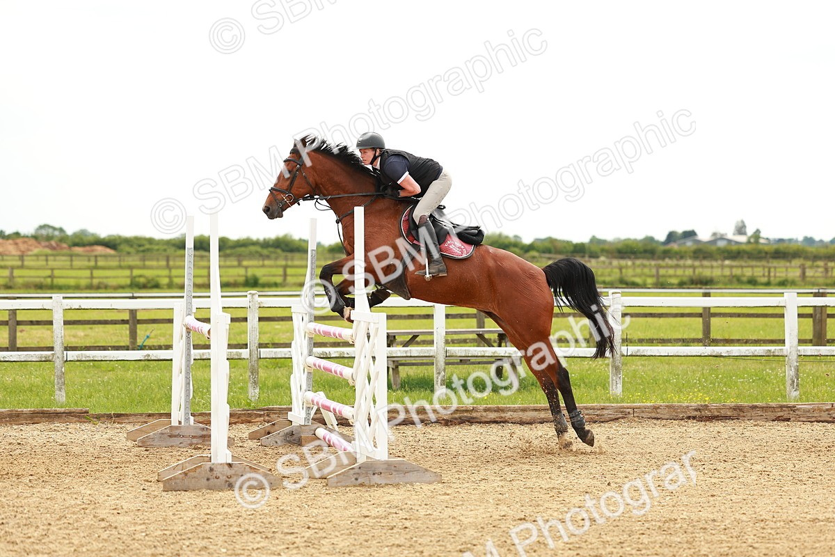 SBM_002175 - Class 4 - Senior Newcomers - 1.10m