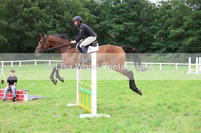 3E7A7208 - Class 5: Senior British Novice/90cm open