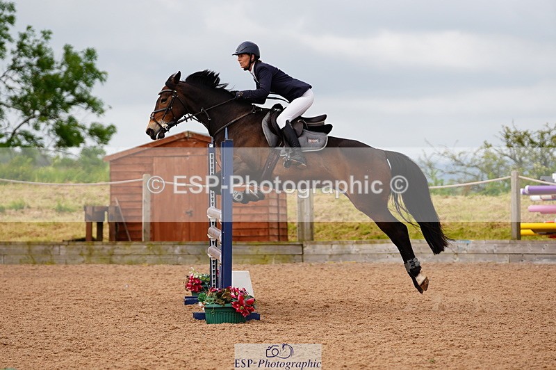 240526A-110130-07702 - Cls 26 Chard Equ 1.05m and 1.10m Grand Prix