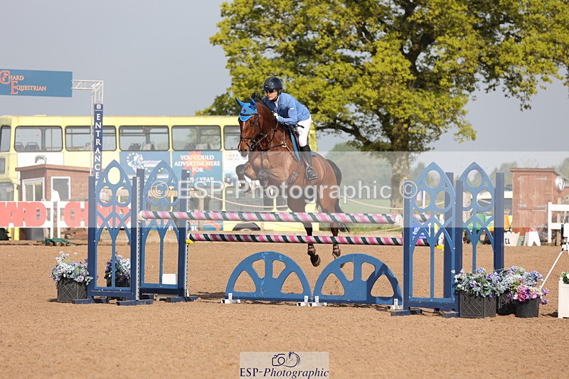 240511A-092204-11036 - Cls 32 Foxhunter