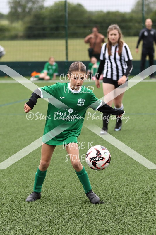 1DX31400 - Sat 6th U12 Girls