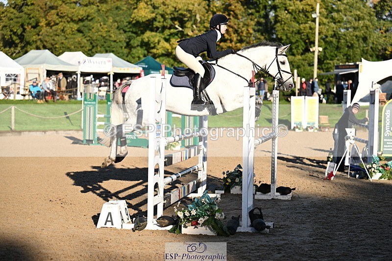 251024A-094553-06214 - B-109-Zoe.Davies