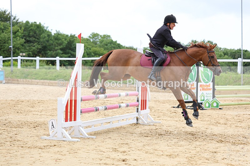 3E7A5022 - Class 9: 80cm Senior