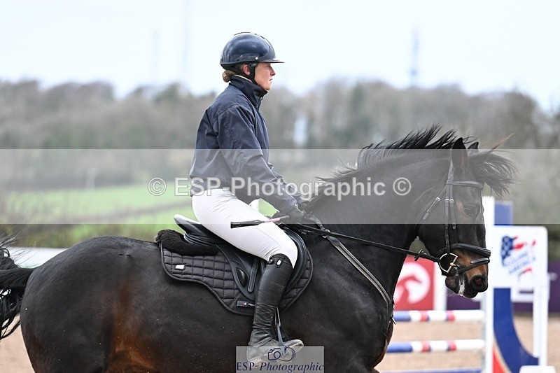 251205-101303-00170 - Cls 2 Snr British Novice and 90cm