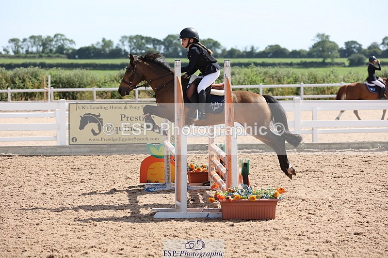 240629A-160651-07906 - Cls 13 Stepping Stones 128cm + 138cm