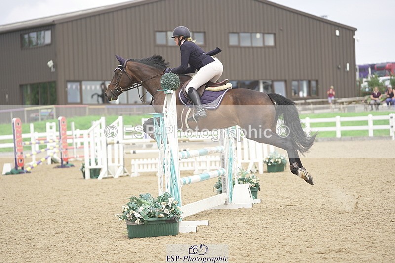 230810A-141544-02653 - Cls 4 1.05m Amateur Quali