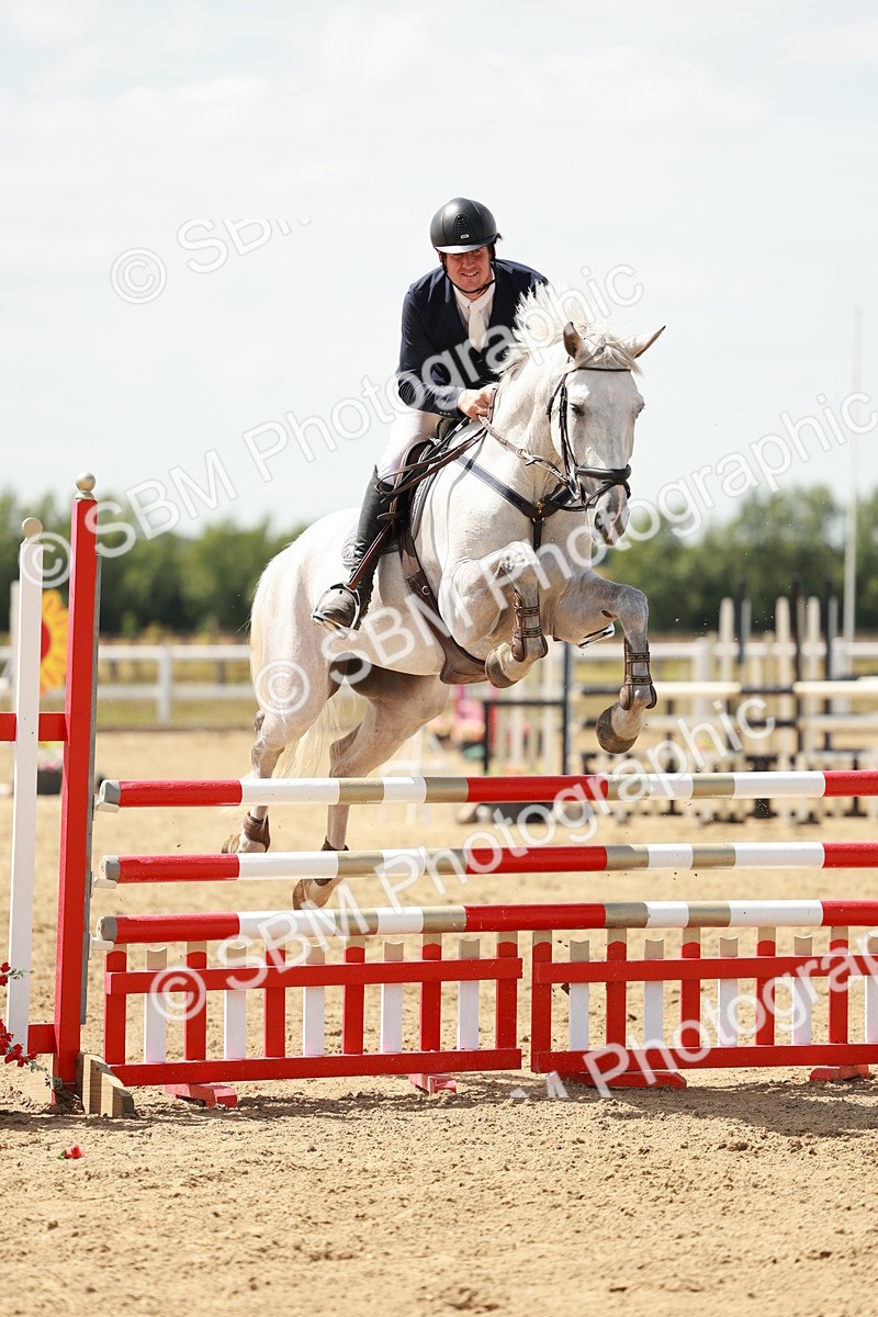 SBM_007726 - Class 3 - Senior Newcomers - 1.10m Open