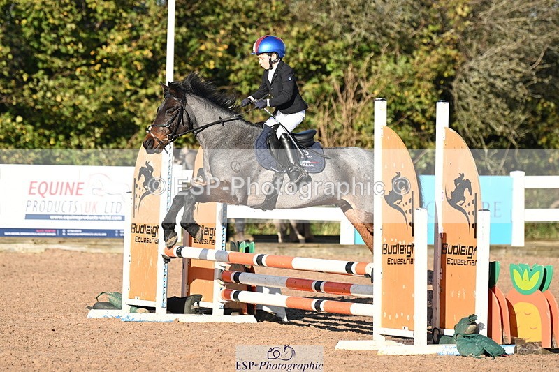 241026A-100708-00047 - SAT Cls 3 Pony Intro 70cm