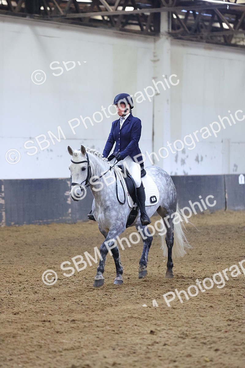 SBM_003033 - Class 9-10 - MQ U21 Open Novice 1