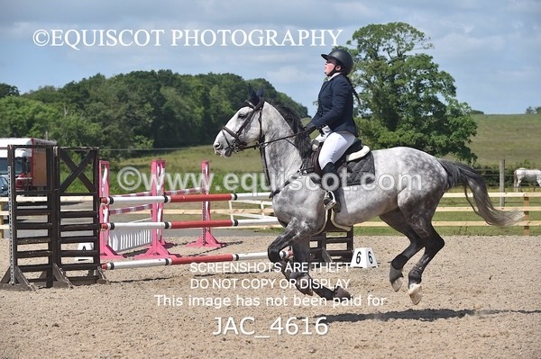 JAC_4616 - CLASS 7 Senior Foxhunter/ 1.20m Open