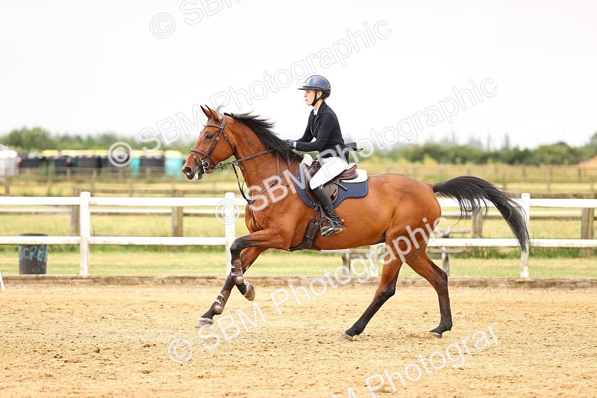 SBM_003236 - Class 21 - Senior Newcomers - 1.10m