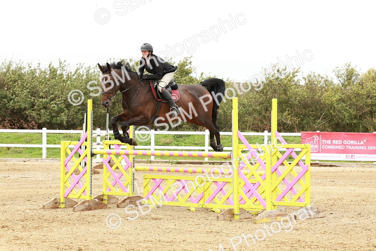 1I0A7760 - Class 4 - Senior Newcomers 1.10m