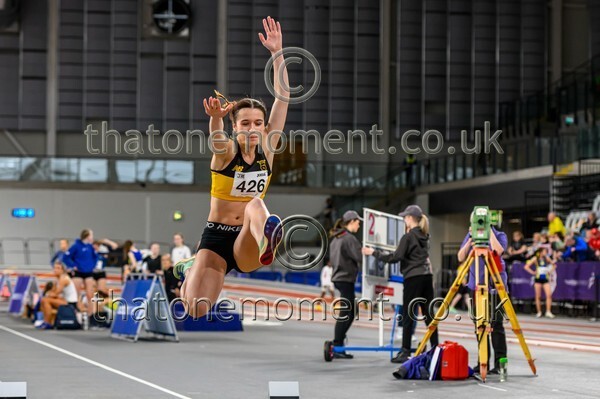 AgeInd25SUN-912320 - Field Female