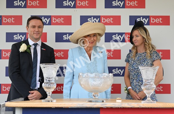 230825-099 Never So Brave - Race 3 3.00pm Sky Bet City Of York Stakes