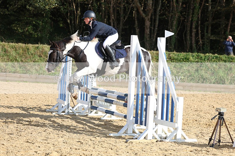 3E7A8281 - Class 4: 70cm open