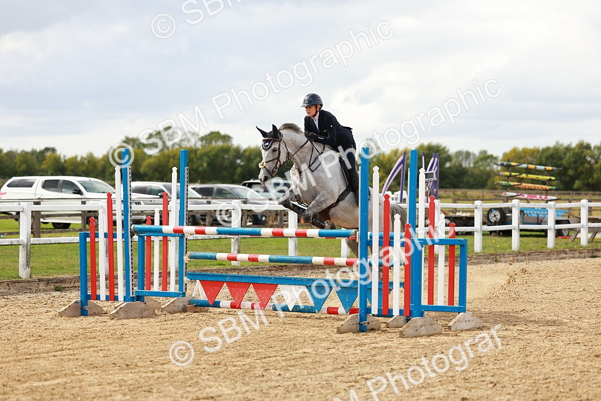 SBM_001319 - Class 4 - Senior Newcomers - 1.10m