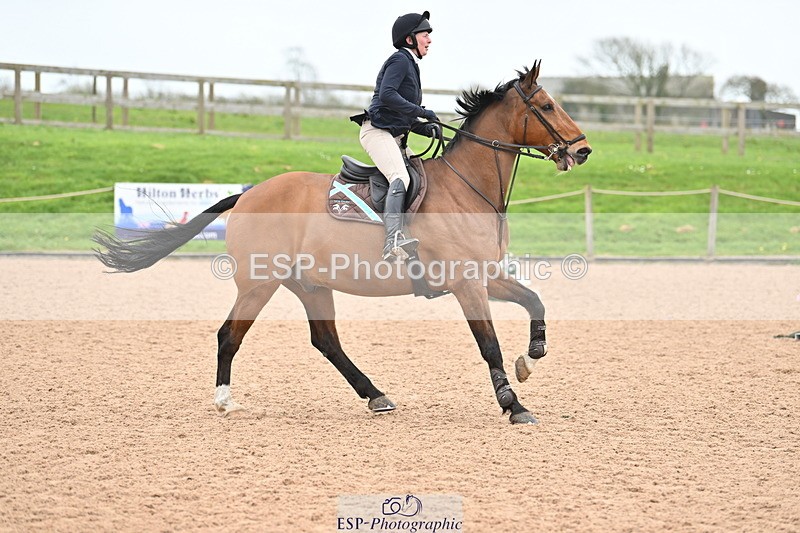 240405A-140907-01872 - Cls 5 National 1.30m Open