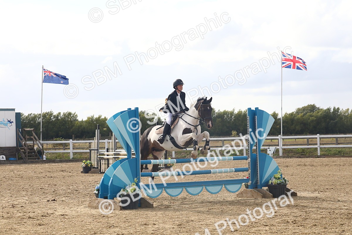 SBM_008016 - Class 12 - 90cm Champs