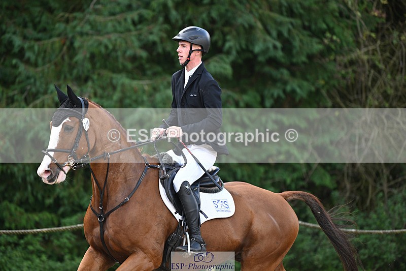 241025-125309-07792 - 228-Callum.Banfield-JIN.VAN.DE.DOELVELDEN.Z