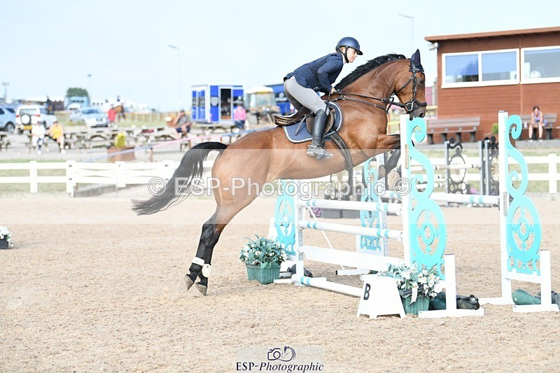 250725-171258-04125 - Cls 10 1.05m Amateur Quali