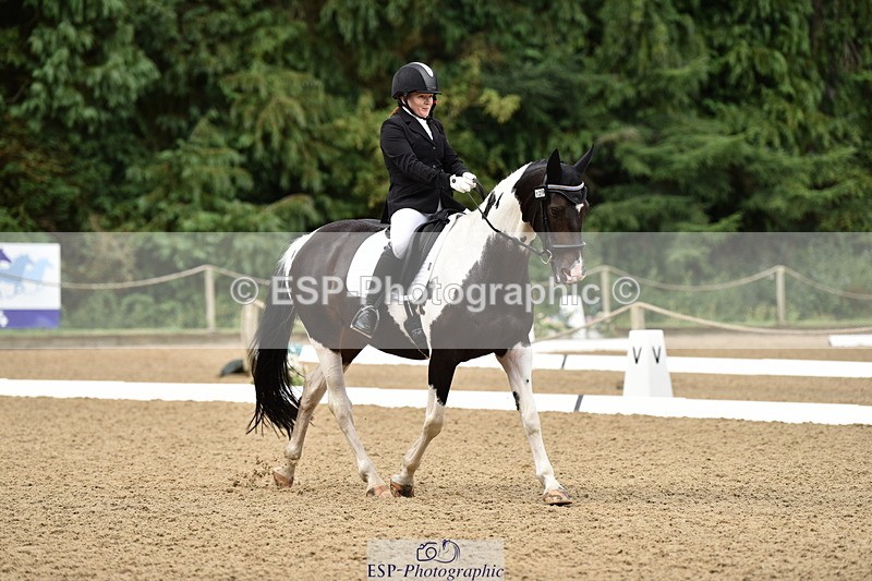 140109A-232154-08450 - 129-Nicole.Windley-Sweetcombe.Huntsmans.Girl