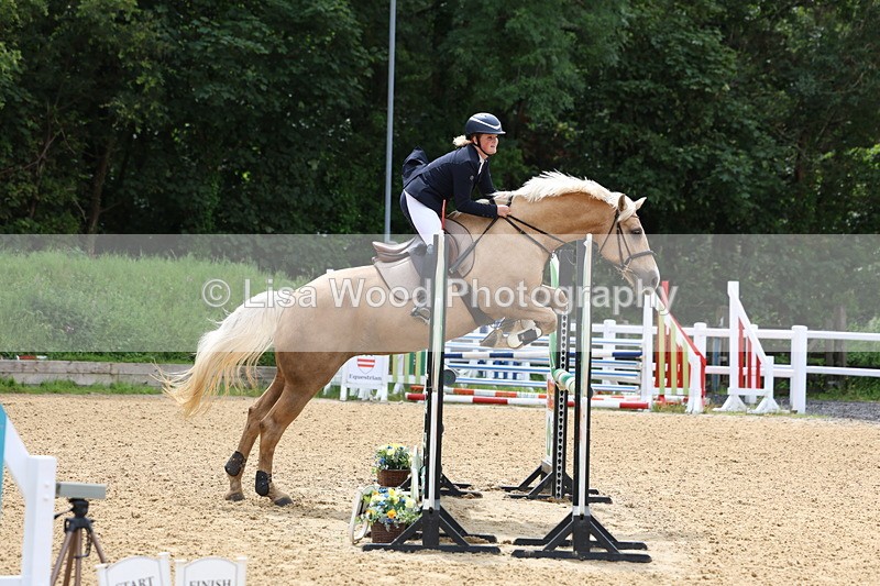 3E7A6026 - Class 4: Senior British Novice/90cm open