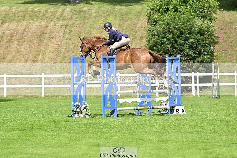 250613A-104440-00556 - Cls 1 Snr Newcomers and 1.10m Open