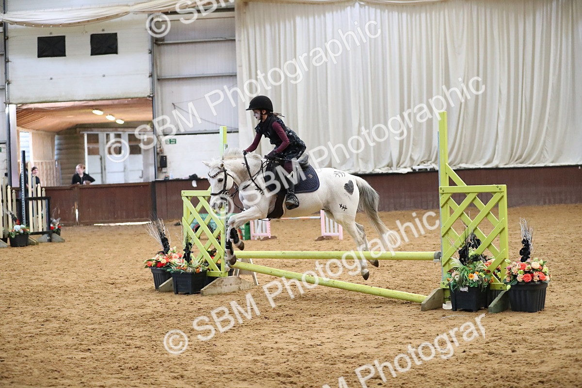 SBM_001951 - Class 3 - Horse & Hound