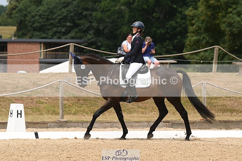 250719A-121551-04703 - 162-Sarah.Warman-In.the.Spotlight