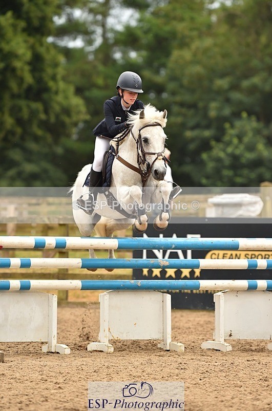 230618-140704-12848 - Cls 25 Pony Foxhunter & 1.10m Open