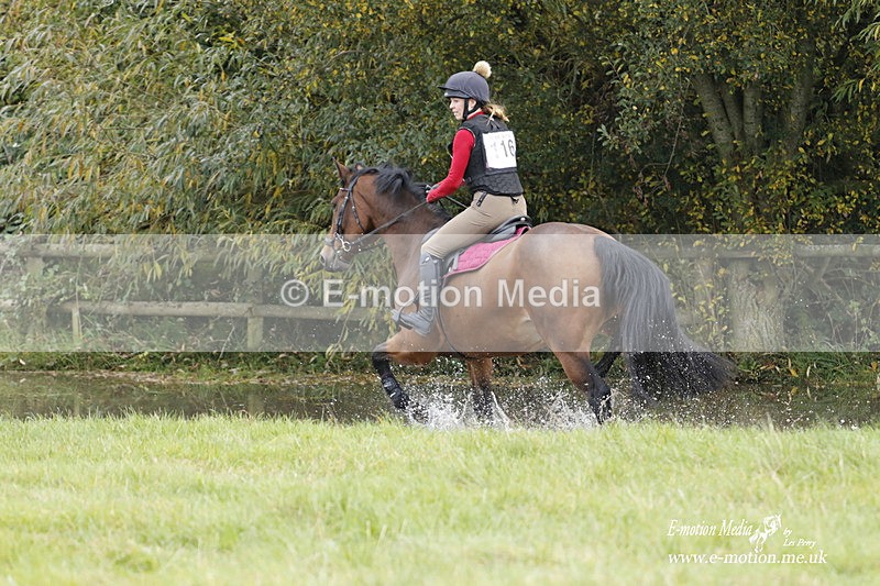  WWHT 171021 2322 - Novice Pairs (0.80m)  17/10/21
