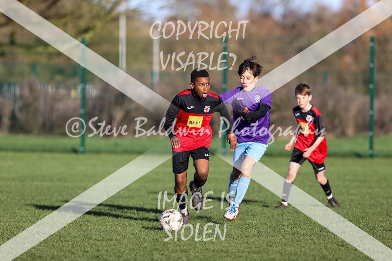 1DX31888 - 2025-11-23 FC Abbey Meads U13 Purple V Highworth Town Junior FC U13 T