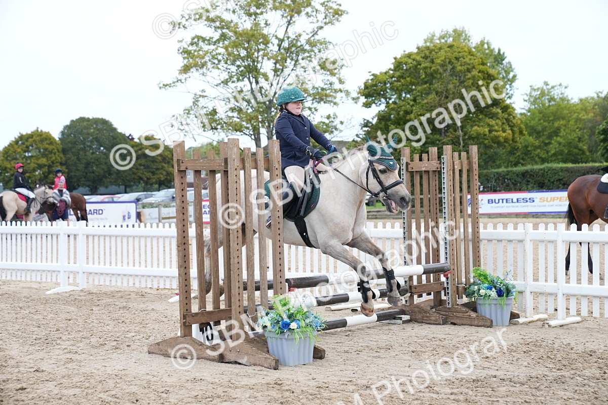 SBM_03390 - J55 - Clear Round 60cm