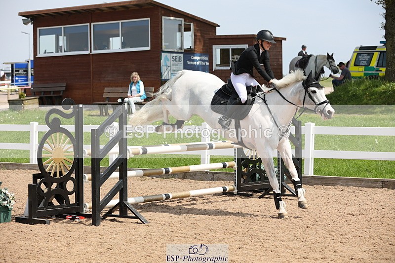 240510A-131511-07088 - Cls 16 95cm National Am Quali