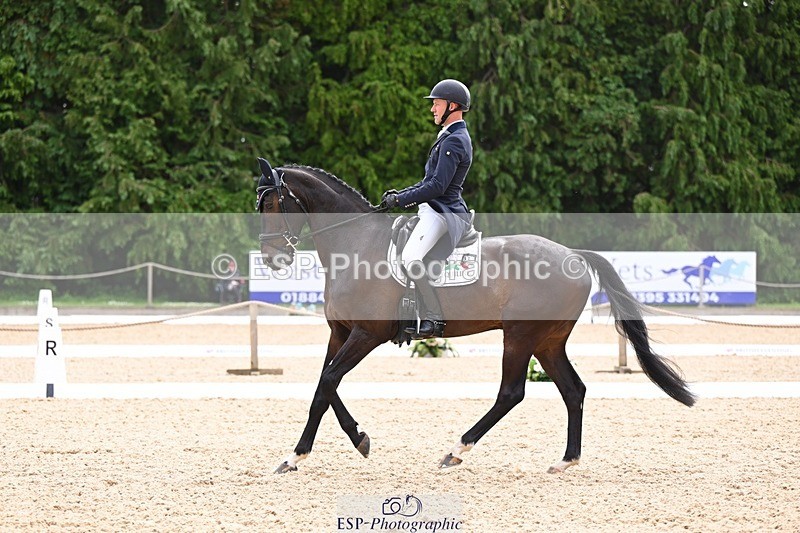 240524-104004-08189 - 514-CROSSBORDER_RADAR_LOVE-Raf_Kooremans