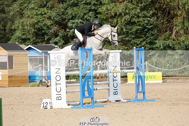 250816A-154000-02528 - Cls 8 Snr Newcomers