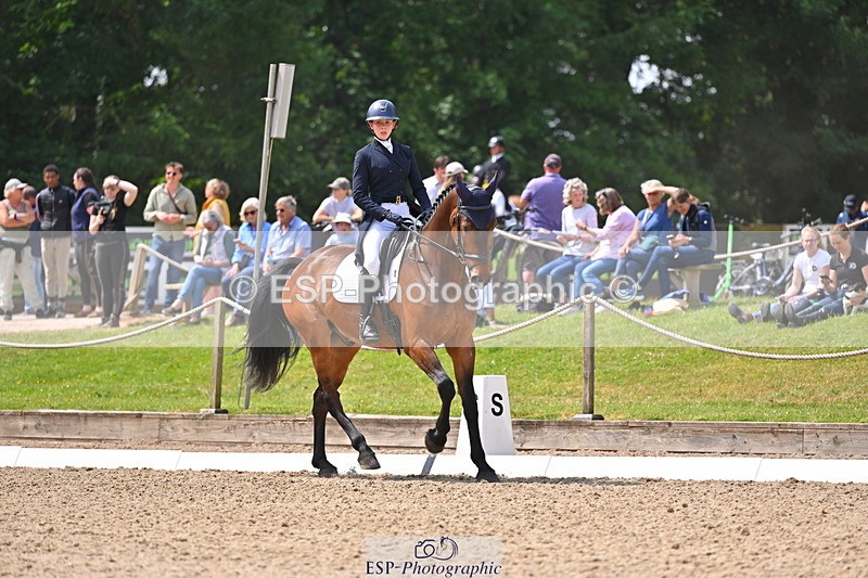 250523A-121849-06824 - C-281-Holly.Morris-NADIR.DE.LEAU