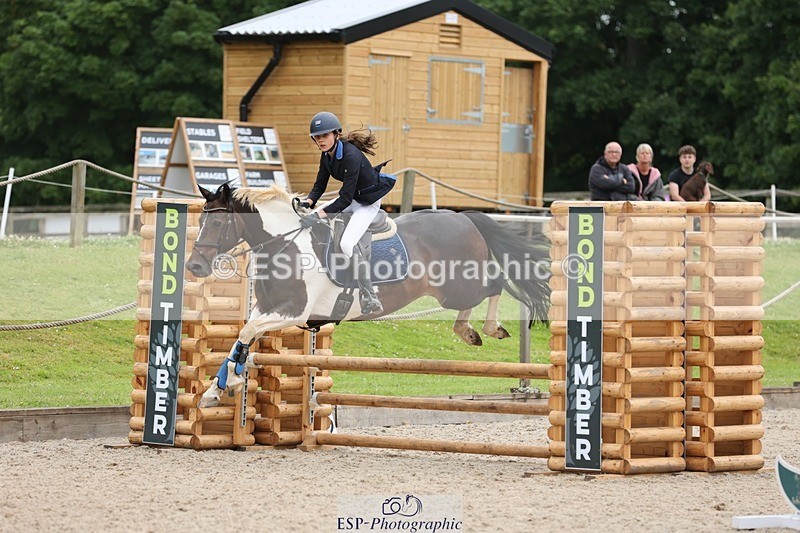 240615-160446-02196 - Cls 9&10 Club and Schools 70cm